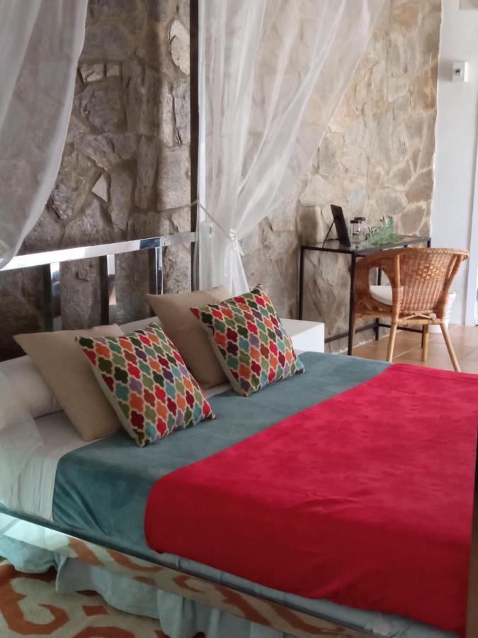 Pension Isla - Couples Only Casas de Cuadra Exterior photo